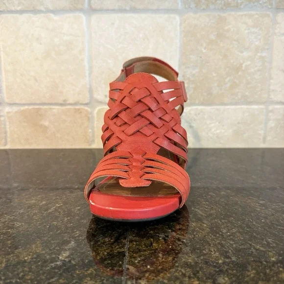 Clarks Red Woven Sandals - Picture 6 of 14